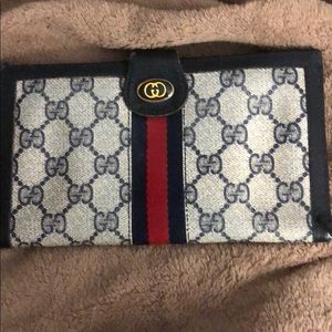 1983 Gucci Accessory Collection Vintage Wallet